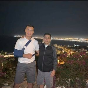 Meet your Posher, Hector